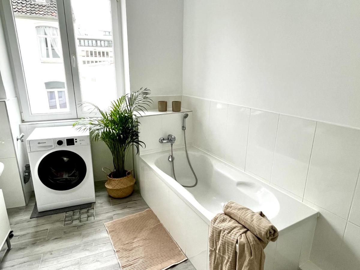 Design Apartment - Parking - Kingsize-Bett - 2X Bad - Zentrum Hannover Exterior foto